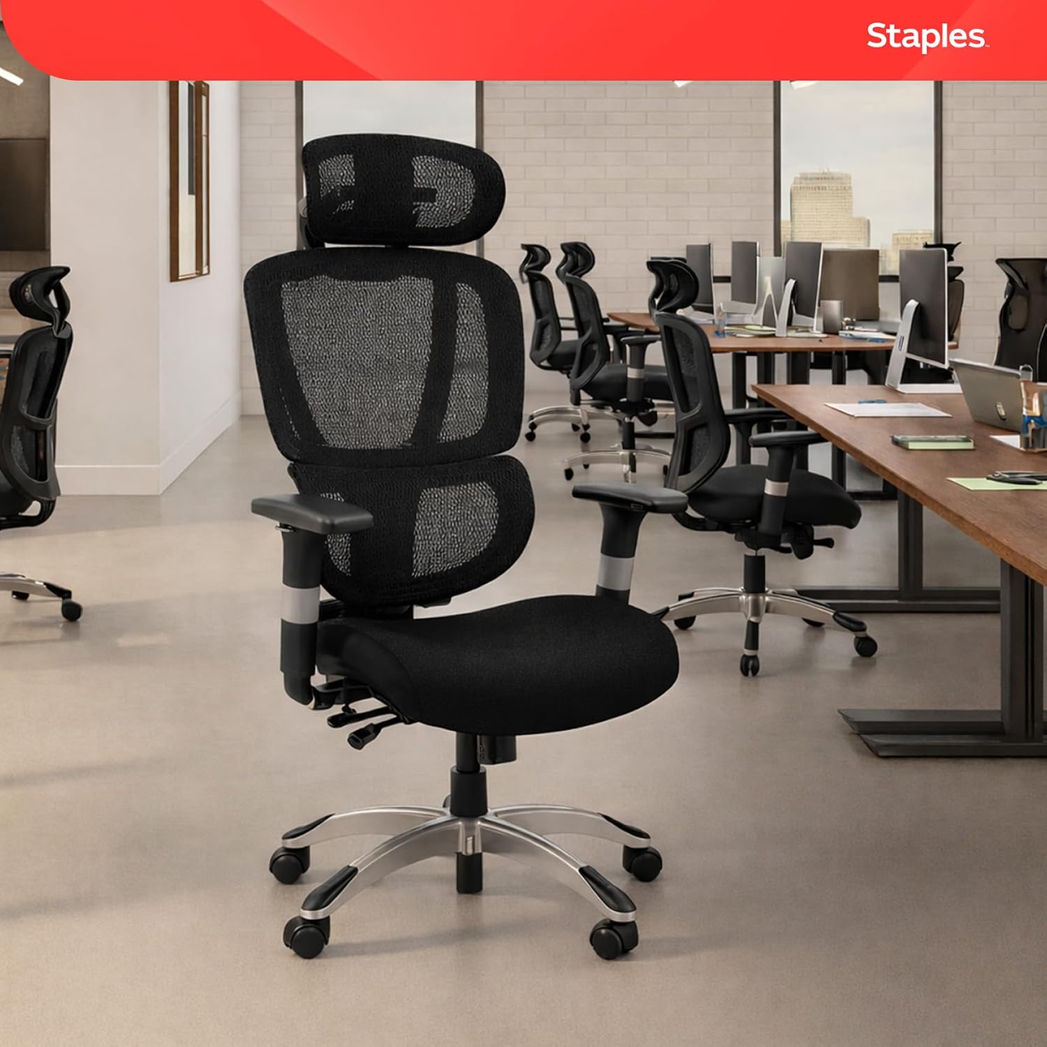 STAPLES Ergonomic Task Chair, Mesh, Ergonomic, Lumbar Support, Swivel, Black